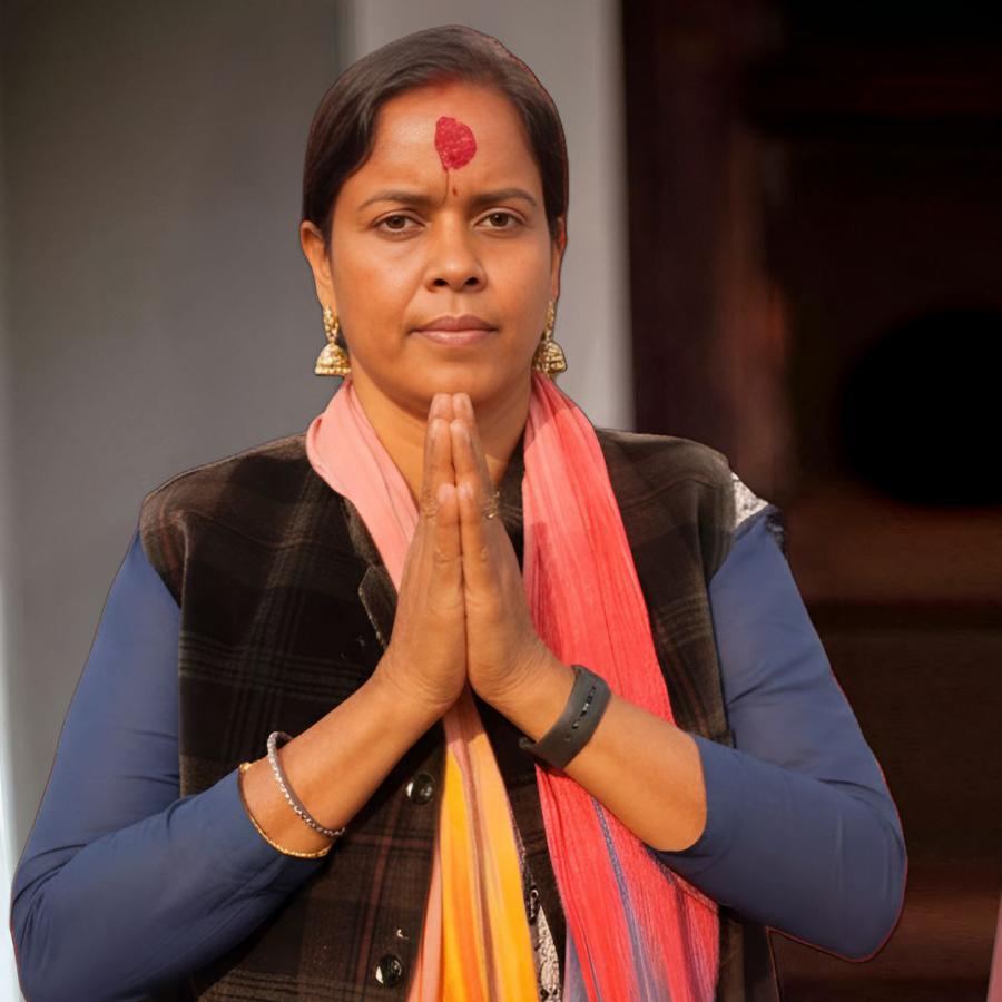 निलम अधिकारी